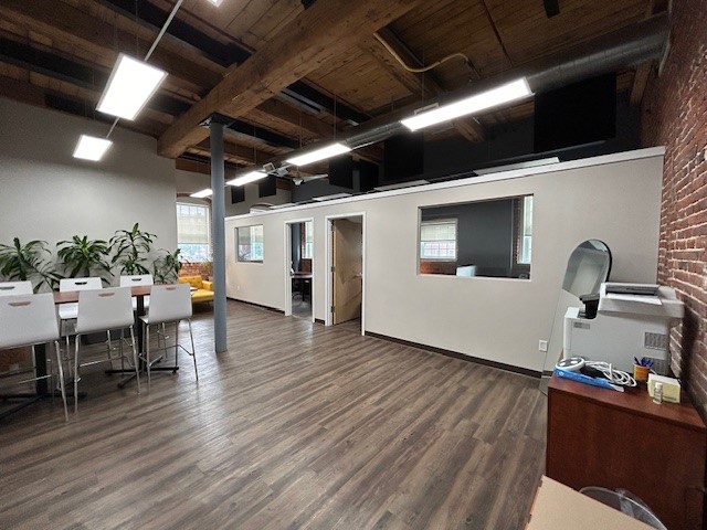 Commercial Space For Rent